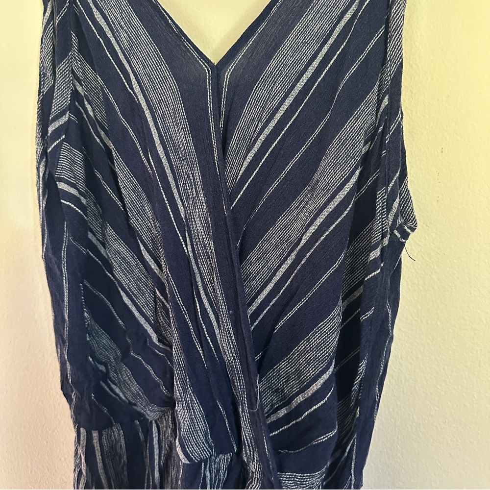 Surplice front romper - Picture 3 of 4